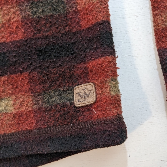 John Wayne Fleece Long Sleeve 1/4 Snap Reddish Brown Pullover Size S. - Picture 3 of 6